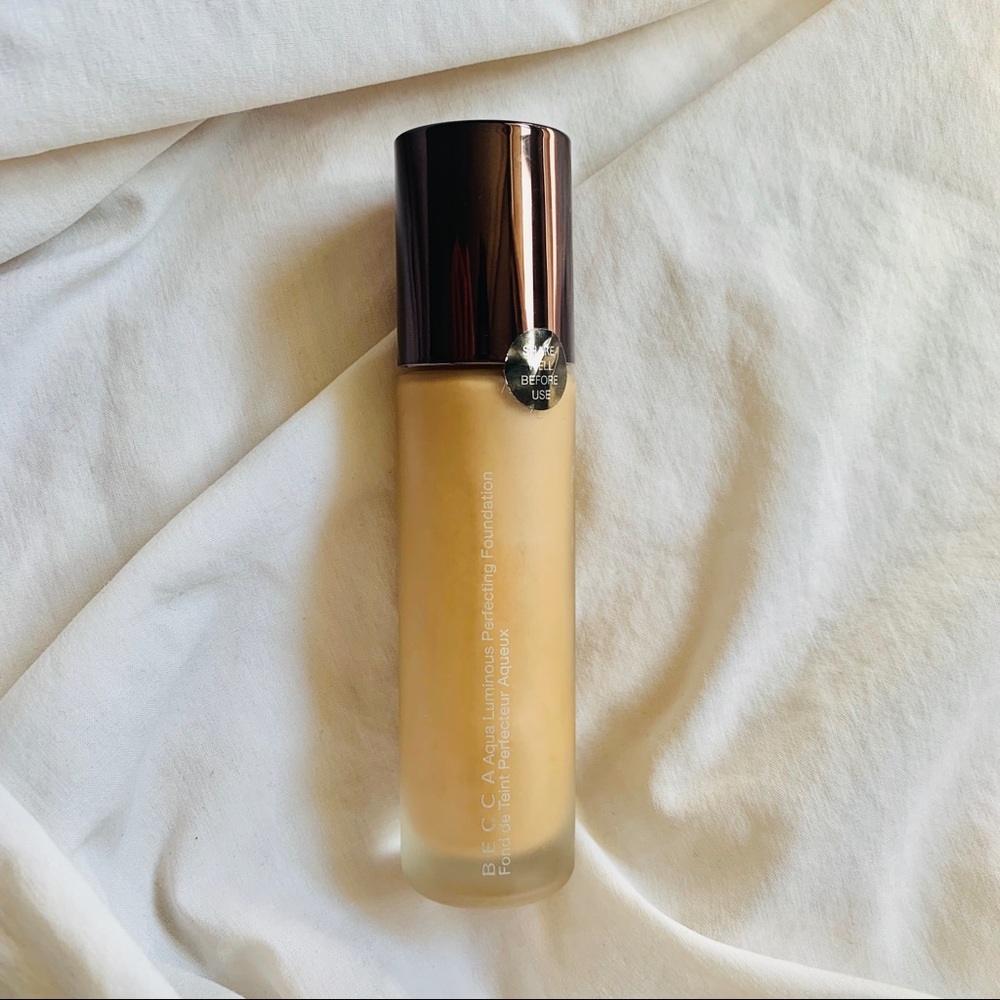 Becca Aqua Luminous Perfecting Foundation New